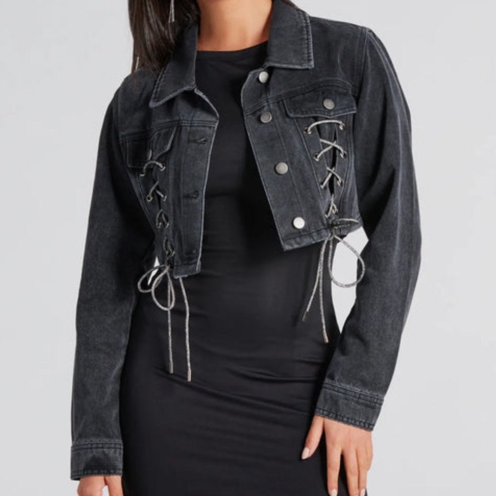 NWOT Windsor Cropped Denim Jacket - Picture 3 of 8